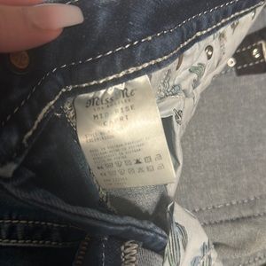 Miss me mid rise Capri size 26